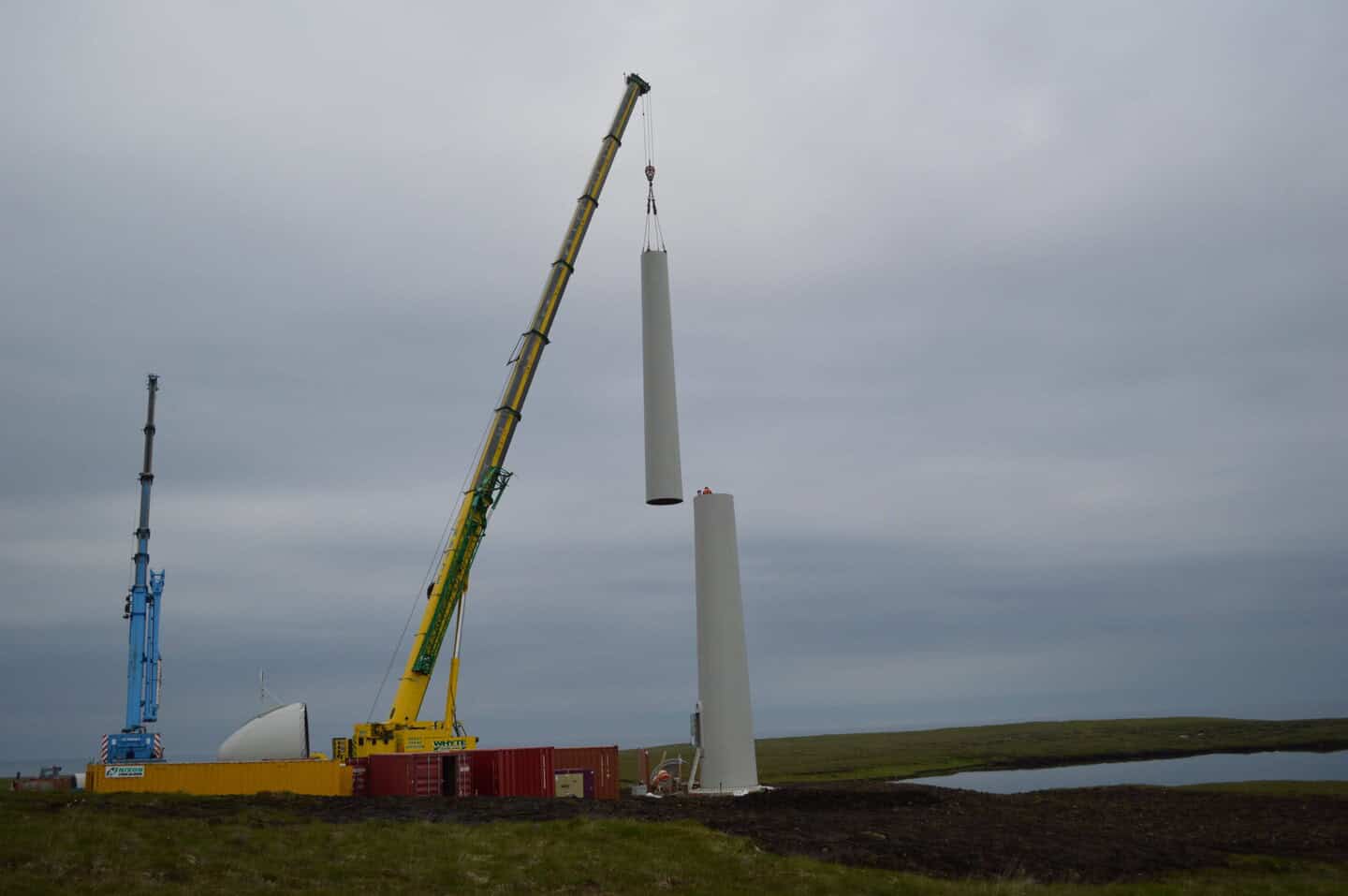 UOG Turbine tower build