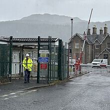 Finnart-oil-terminal-from-A814.jpg